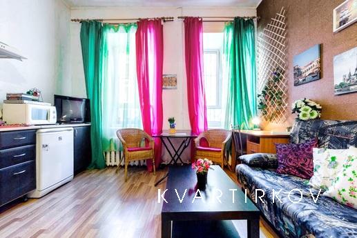 Stylish apartment in the center of St. P, Санкт-Петербург - квартира подобово