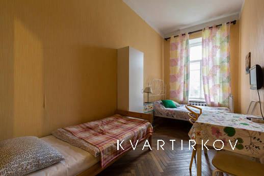 Large apartment for company, Saint Petersburg - apartment by the day