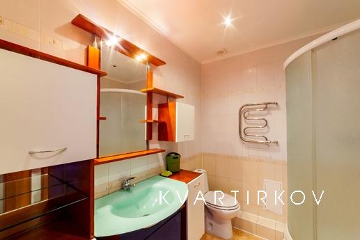 Arkadievsky Palace own, Odessa - apartment by the day