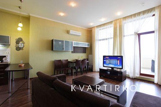 own apartment Arkadievsky palace, Odessa - apartment by the day