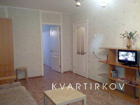 квартира на 2 этаже пятиэтажного дома,на пересечении улиц Ур