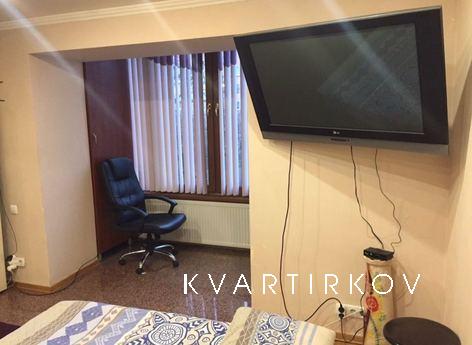 Daily rent apartment in the center, Pryluky - apartment by the day