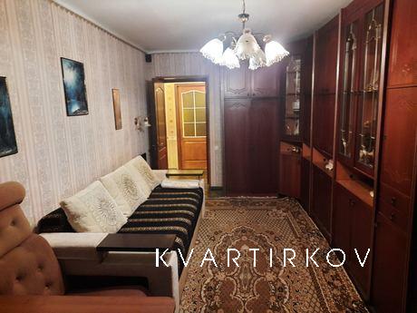 Сдам свою 2х комнат. квартиру посуточно, Черноморск (Ильичевск) - квартира посуточно