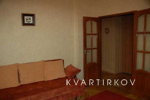 3 ком. Буденновский 98 Центр, Ростов-на-Дону - квартира посуточно