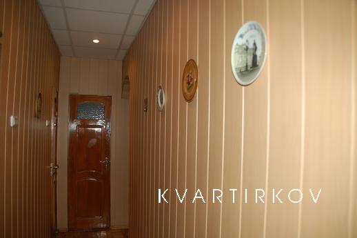 3 ком. Буденновский 98 Центр, Ростов-на-Дону - квартира посуточно