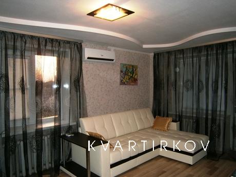 1-room apartment of 31m ² on the 4th floor of 5-storey brick