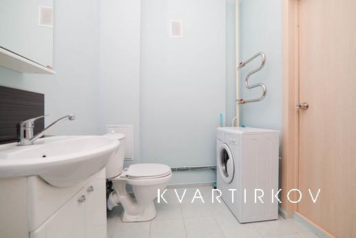 VIZ, New, Yekaterinburg - apartment by the day