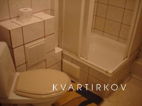 Посуточно 2кв. Центр, 1800р, Саранск - квартира посуточно