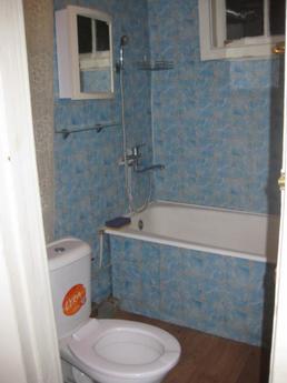 ПОСУТОЧНО. Состояние хорошее. Спальных мест: 2+2. Холодильни