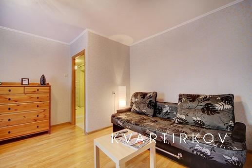 Modern 2 k.kv. in the city center, Saint Petersburg - apartment by the day