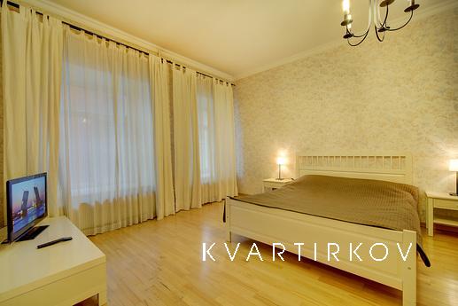 2-bedroom apartment on Rubinstein, Saint Petersburg - apartment by the day