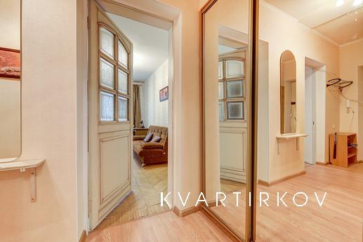 Apartment on Ligovsky Prospect, Санкт-Петербург - квартира подобово