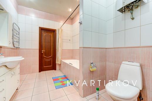 Apartment on Nevsky Prospekt 23, Санкт-Петербург - квартира подобово