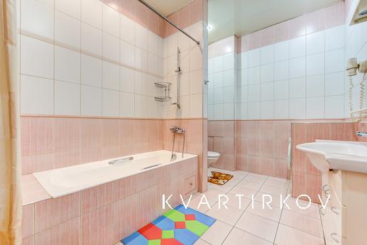 Apartment on Nevsky Prospekt 23, Санкт-Петербург - квартира подобово