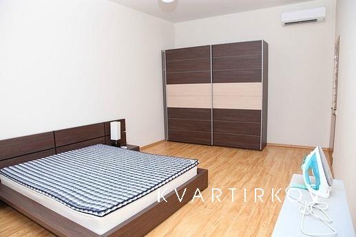 Rent one VIP apartment in the center, Saint Petersburg - apartment by the day