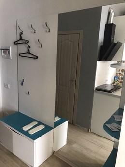 gostinka LCD Mriya, Saltovka, French, Kharkiv - apartment by the day