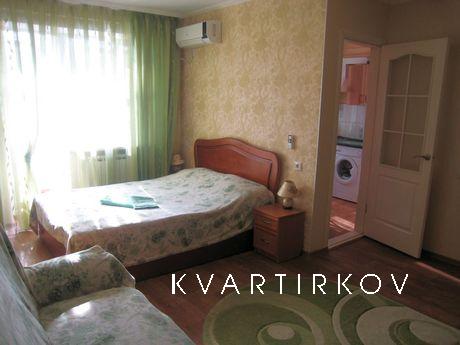 Its one room. flat (Lenin Square), Simferopol - apartment by the day