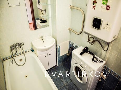 Центр, закрытый двор, для 4 человек, Тюмень - квартира посуточно