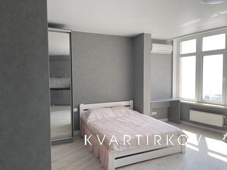 Arcadia beach with sea view, Odessa - apartment by the day