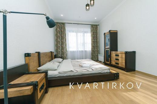 Красивая 3 комнатная Бессарабка, Дарвина, Киев - квартира посуточно