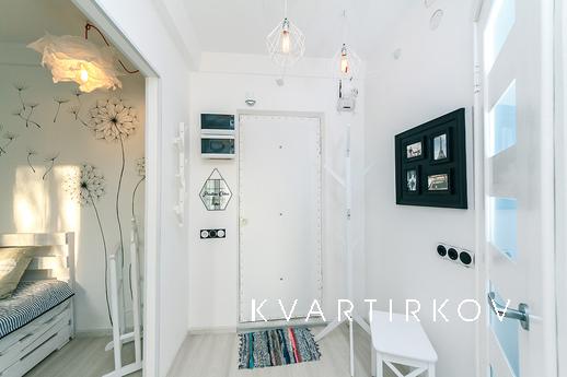 Apartment in Scandinavian style, Kyiv - apartment by the day
