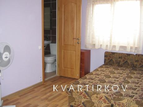 Cosy rooms in the center of Feodosia, Feodosia - apartment by the day
