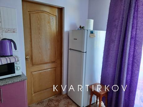 Rent a new 2 bedroom on the shore, Sevastopol - apartment by the day