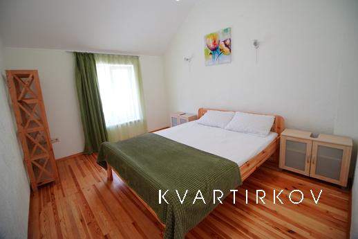 Apartments in a house on the sand, Chernomorsk (Illichivsk) - apartment by the day