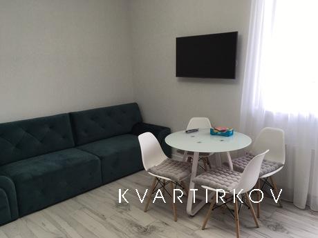 Daily 2-room apartment Arcadia, Odessa - apartment by the day