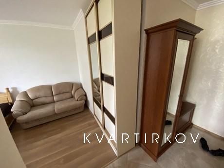 Apartments for rent on 16 Roksolani st.,, Truskavets - apartment by the day