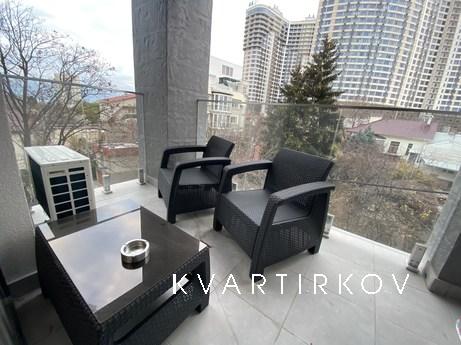 Rent an apartment in Arcadia, Odessa - apartment by the day