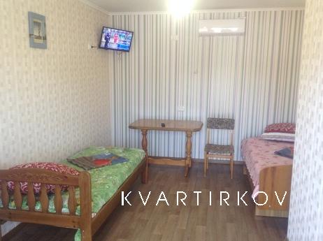 Mini hotel in the center of Berdyansk, Berdiansk - apartment by the day