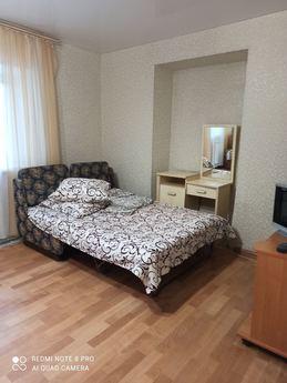 Housing private sector Berdyansk, Berdiansk - apartment by the day