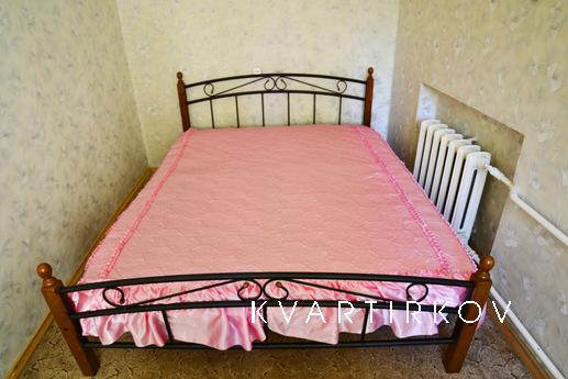 Двух комнатная квартира в центре города, Екатеринбург - квартира посуточно