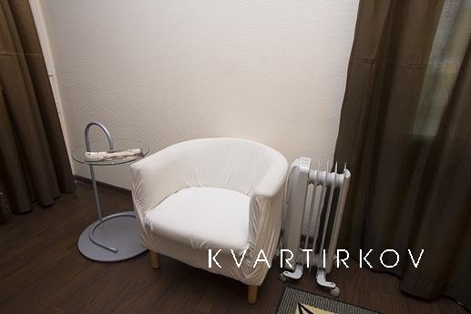 1-bedroom apartments in the center next, Yekaterinburg - apartment by the day