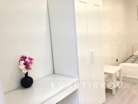 2-bedroom apartment is a standard class, Yekaterinburg - apartment by the day