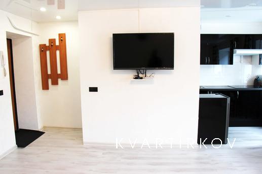2-bedroom apartment is a standard class, Yekaterinburg - apartment by the day