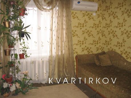 2 kom.kv. Near the park 'Sofiyivka&, Uman - apartment by the day