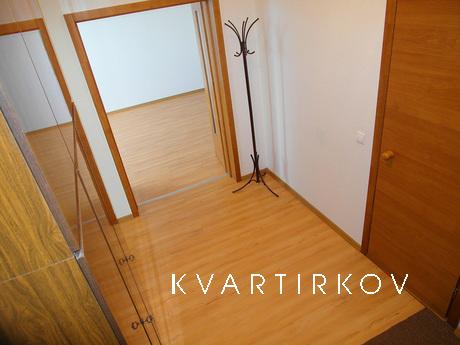 Сдам 1-к кв посуточно Аэропорт, Метро., Екатеринбург - квартира посуточно