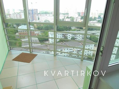 Сдам 1-к кв посуточно Аэропорт, Метро., Екатеринбург - квартира посуточно