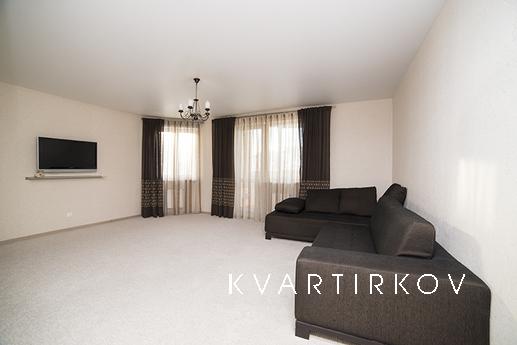 Сдам 2-к кв посуточно Аэропорт, Метро., Екатеринбург - квартира посуточно