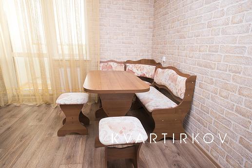 Сдам 2-к кв посуточно Аэропорт, Метро., Екатеринбург - квартира посуточно