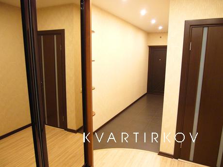 Сдам 1-к кв посуточно Аэропорт, Метро., Екатеринбург - квартира посуточно