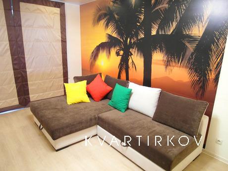 Сдам 1-к кв посуточно Аэропорт, Метро., Екатеринбург - квартира посуточно