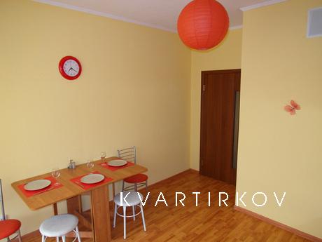 Сдам 2-к кв посуточно Аэропорт, Метро., Екатеринбург - квартира посуточно