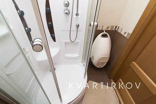 Сдам 2-к кв посуточно Аэропорт, Метро., Екатеринбург - квартира посуточно