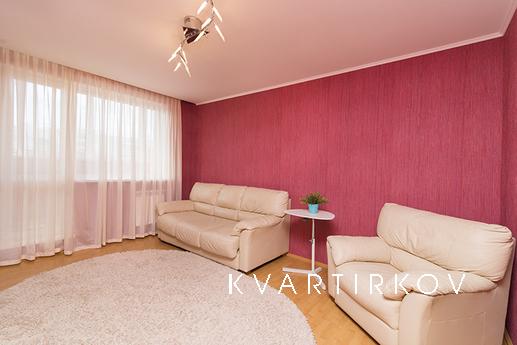 Сдам 2-к кв посуточно Аэропорт, Метро., Екатеринбург - квартира посуточно