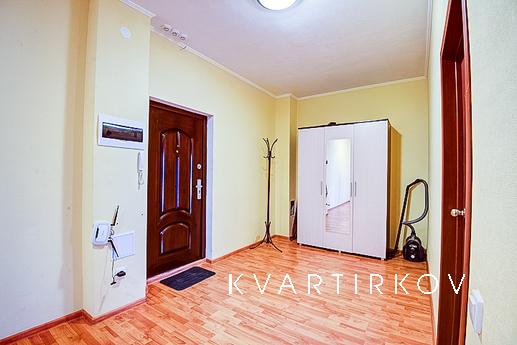 Bedroom with excellent repair., Yekaterinburg - apartment by the day