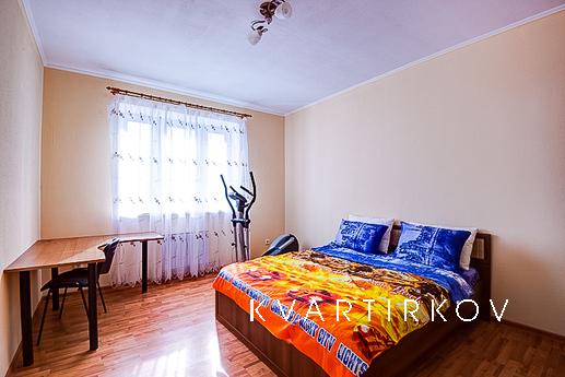 One bedroom apartment with a jacuzzi!, Yekaterinburg - apartment by the day