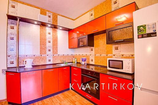 One bedroom apartment with a jacuzzi!, Yekaterinburg - apartment by the day